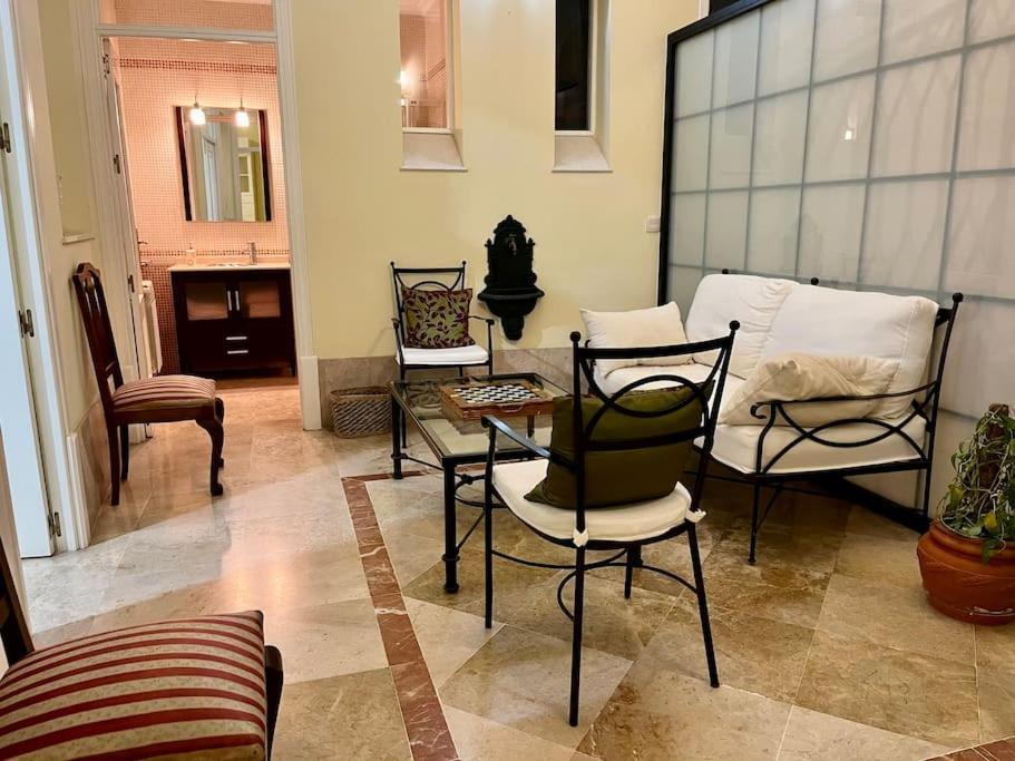 Apartamento J Costa 15- Alameda Hercules เซบีญา ภายนอก รูปภาพ